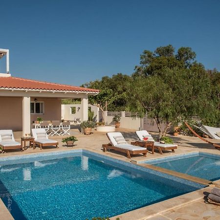 Filothei Beach House With Pool Kalamaki  Esterno foto