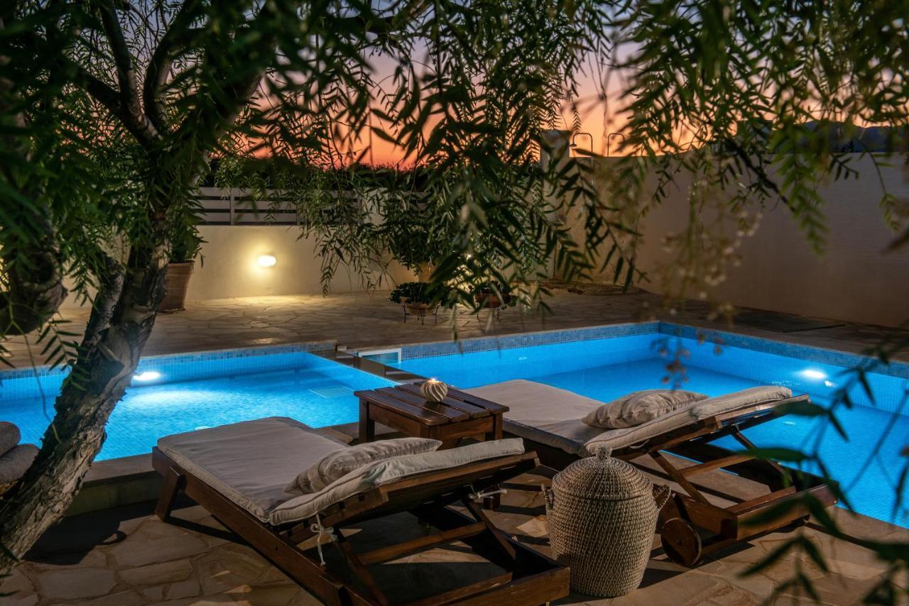 Filothei Beach House With Pool Kalamaki  Esterno foto