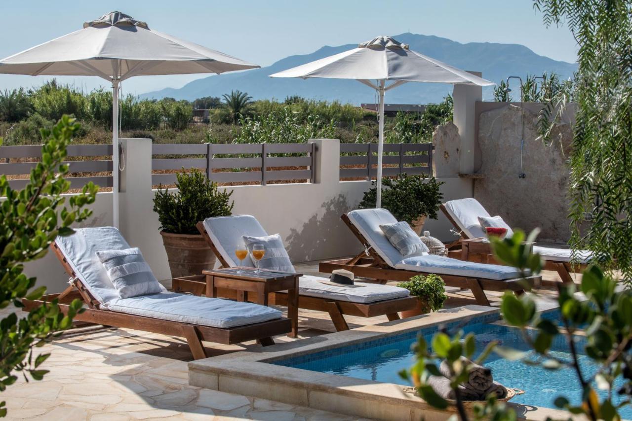 Filothei Beach House With Pool Kalamaki  Esterno foto